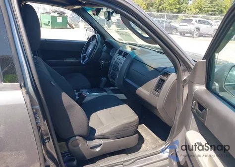 2009 Ford Escape Xlt z USA, uszkodzony, nr VIN 1FMCU03709KA99491